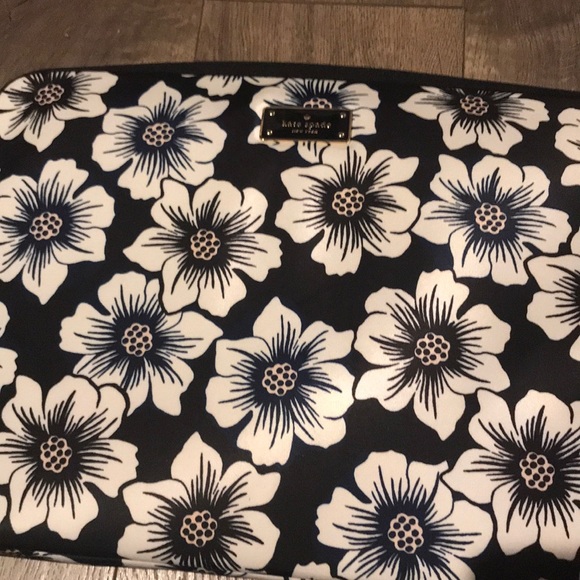 NWT Kate spade laptop case - Picture 2 of 6